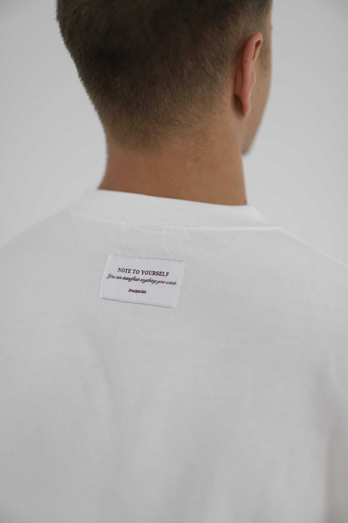 Crewneck - Manifest